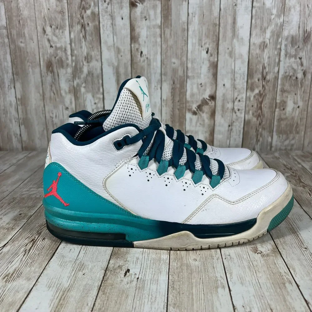 Jordan Flight‎ Men's Basketball Sneakers White Teal Retro 705155 127 Size 9